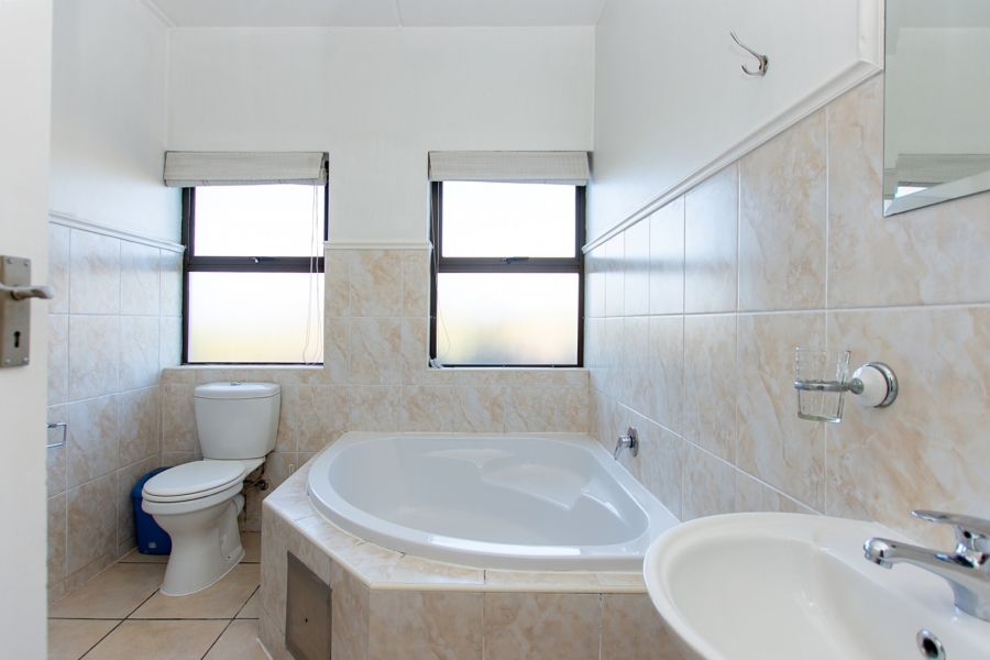 3 Bedroom Property for Sale in Langebaan Country Estate Western Cape